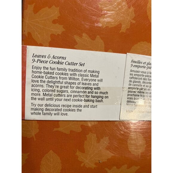 Wilton Leaves and Acorns 9-Piece Metal Cookie Cutter Set - Picture 14 of 15